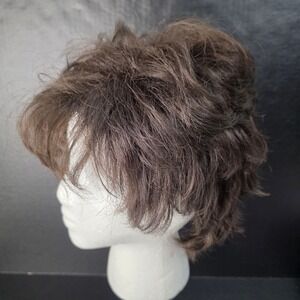 Paula Young Carson Wig Short Brunette Synthetic Layered Shag Pixie 10A A3046